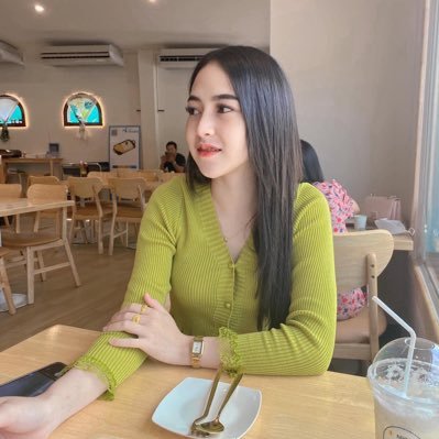 KhawFang_98's profile picture. ติดต่องานได้ที่ 🆔 yedhee_168 ☎️0628319024