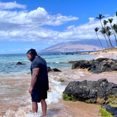 PaganoCarlton's profile picture. #USNVet⚓️Father of 3. #RaiseHail #GoBlue #RipCity #SempreMilan 🇺🇸 🇨🇲 🇳🇬 🇮🇹