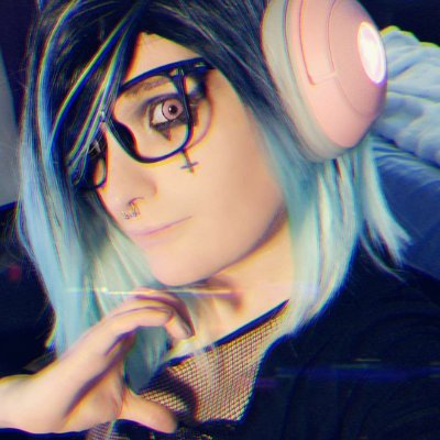 18+ Twitch Streamer / OF Content Creator 
Socials: https://t.co/xrmeJrpmhi -
@Lilith_lust665 Mai other half