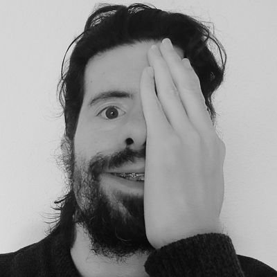 Creador de @xqTTs, Tiktoker y podcaster. Discapacidad, salud mental, visibilidad, cosas frikis y mucho más. El Ugoverso sigue creciendo. Mente inquieta. Patata.