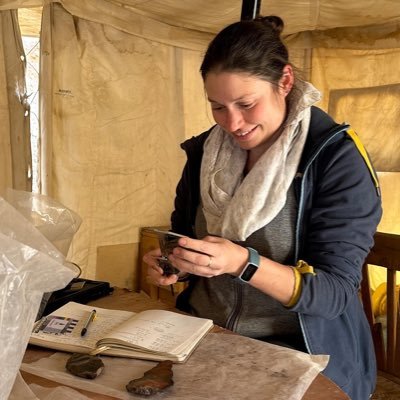 Palaeolithic archaeologist, @MCSA postdoctoral fellow @ICArEHB @UAlg. Africa, lithics and landscape archaeology