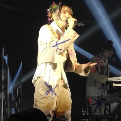 41歳既婚🚹。猫好き。
YOASOBI好き。ikura推し。りら推し。
《お気に入り》
好きだ アンコール 怪物 アドベンチャー
ヒカリ(りら)
ホールツアー9/6、10/30参加🎶