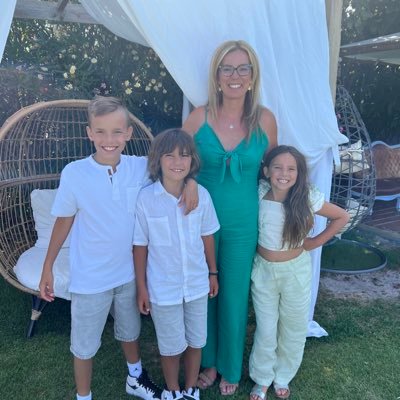 PiteiraAna's profile picture. 