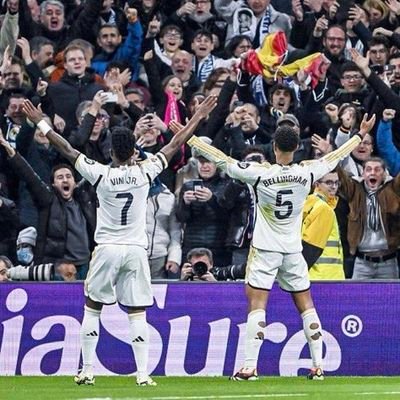 Apasionada al deporte,verlo y hacerlo,música nunca me faltes y por último Madridista hasta el final.