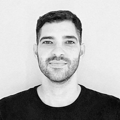 moisesrmoraes's profile picture. Founder @growthaddons 🔮🚀