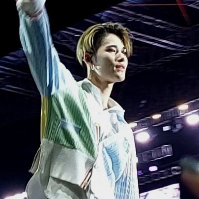 medj ia bc intern • stan acc/mini bns kung may bentables • she/her • 21 • collects ni-ki & hoon na medj may sn, jy, hee, jk at jw • 020523 020324 saw en-