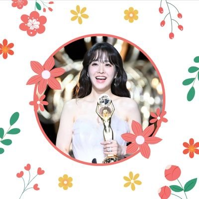 #ParkBoYoung news & updates
#박보영
📸: @boyoung0212_official
🎥: https://t.co/Op8BoNmBDs
Cr to all owners of the pics & gifs 😊
TMCI
