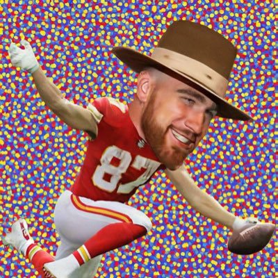Swift to touchdown. $kelce going all out