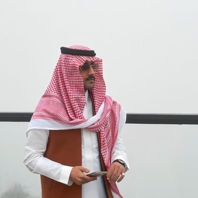 إنسان يتطلع لغدٍ أفضل ✨|