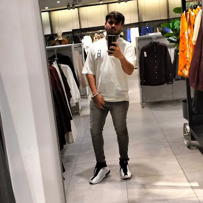 AnshDwived31097's profile picture. 