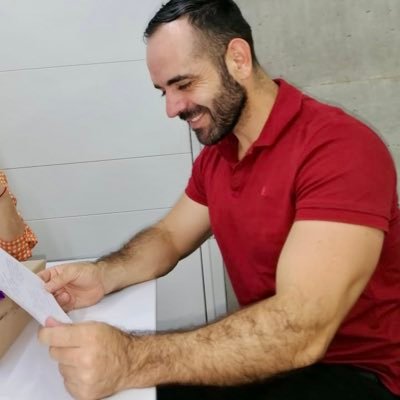 Doctor en Ciencias Humanas y Sociales. Magister en Educación. Licenciado en Himanidades, Lengua Castellana. Normalista Superior.