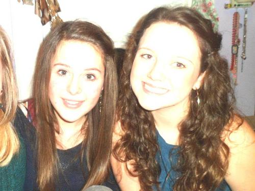 kearosie's profile picture. peace ☮