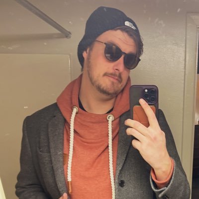 LocalTwentySum's profile picture. 🍊🎤