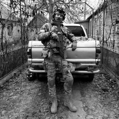 real_mikro's profile picture. 