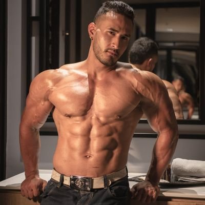 Bodybuilder guy
https://t.co/VIyUwTMJo2