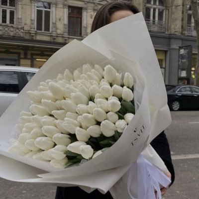 njodsoud's profile picture. وأعوذُ بالله من حُزنٍ يأكل القلب بِصمت.