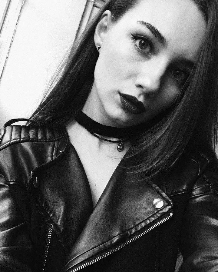 AmygsSamuels's profile picture. Bеcomе а pоpular aсcоunt https://t.co/jMO6shZ8eB