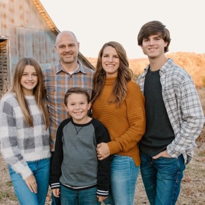 Head Volleyball Coach at Missouri State. Stacy’s husband. Jackson, Mollie and Nate’s dad. GO BEARS! 🐻🏐.           Jeremiah 29:11