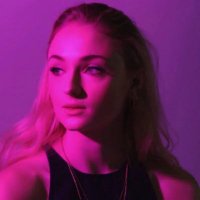 lorena (@blowingshittup) 's Twitter Profile