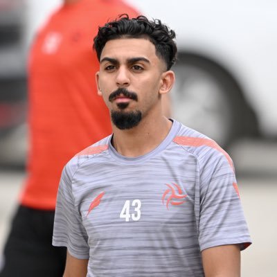 لاعب نادي الشباب السعودي 🤍🖤🦁.Snapchat! moayad-https://t.co/mZhuWE1gtr
