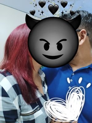 Pareja de CCS ella 38 (bis) y el  40 (het) buscamos compartir con otras parejas  o chicas