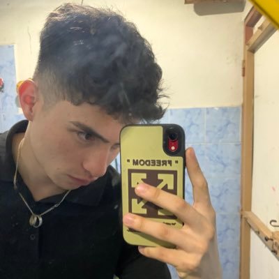 NicoStages16's profile picture. 