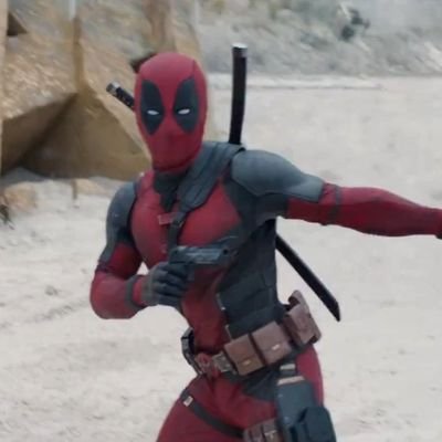 ''You were recording that, player. No? WHAT DO YOU MEAN YOU WEREN'T RECORDING?!'' Watching @SpitfireOfAStar on the big screen. #RP #MCU #Heathen