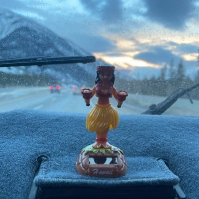 emptyrollz's profile picture. 