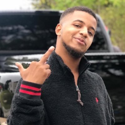 poppa0228's profile picture. 