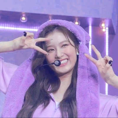 triz_studys's profile picture. ◦,`°✽ₗᵢᵳₑ ᵢₛ ₜₒₒ ₛₕₒᵣₜ