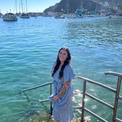 I just come here to complain. @EGBloch💙🤠