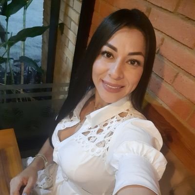 NAKAROLIS's profile picture. Abogada-CrossFit