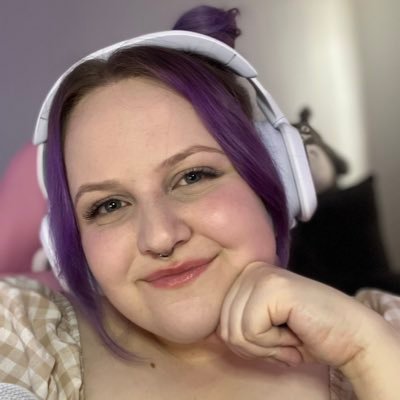 Just a silly goofy gal who streams sometimes and talks way too much ✧･ﾟhttps://t.co/jBUIeGiHti ✧･ﾟ twitch affiliate ✧･ﾟ rusttankx@gmail.com