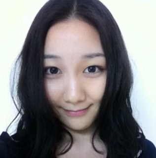 레이트어댑터, 호기심은 많으나 게으른 어린 처자