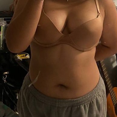 22 bi | sub | i love my bewbs