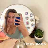 hannsenevelyn's profile picture. Bcomm TRSM RyersonU | GBC Alumna | 
✨Intersectional Wellness, Community, & Empowerment
Creator thehappypapayaclub