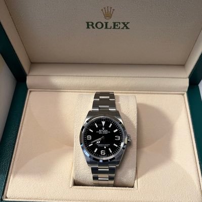 Rolexを正規店で購入したいと思っている方へ|一般の方でも購入出来るノウハウや経験を発信|2018年GMTマスターII、2023年エクスプローラIを正規店で購入|本業サラリーマン|購入を検討している方、マラソン中の方、完走された方、時計好きの交流希望|フォロー、コメント、リポスト、DMお待ちしております！