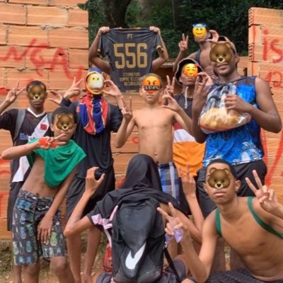 Aos outros, dou o direito de ser como são. A mim, dou o dever de ser cada dia melhor…