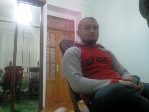 fiuuupiuuu's profile picture. Каждая умная женщина выставляет себя дурой и только дура мнит себя умной.