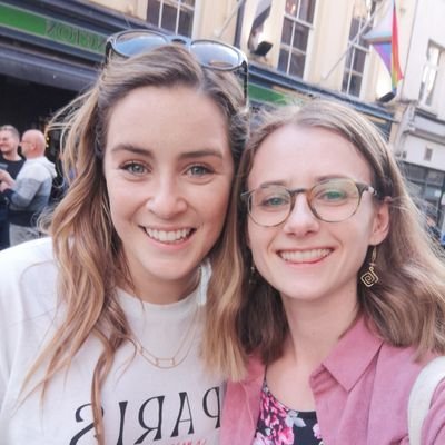 keylimegreen22's profile picture. 27. she/her. 
taylor swift fan account. occasionally (most of the time) crying over wicked