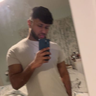 Poopz56's profile picture. 