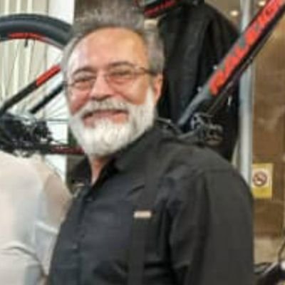 EBI86685197's profile picture. ‏‏سینه ام دکان عطاری ست ، دردت چیست ؟