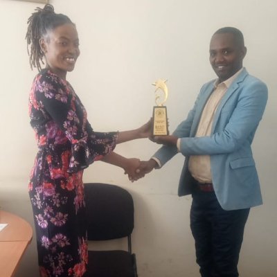 DengeJ165227's profile picture. 