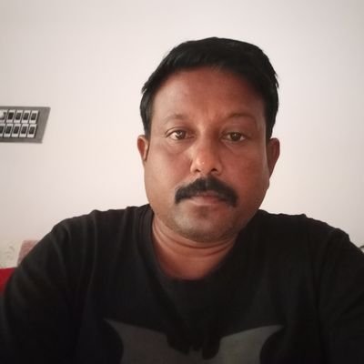 RaviVino6's profile picture. 