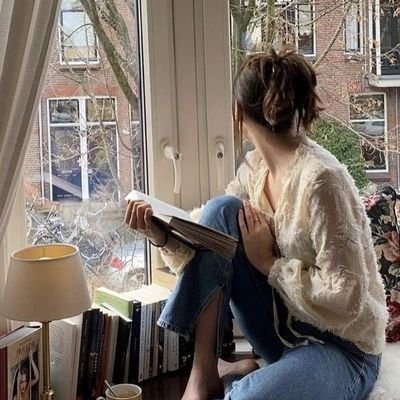 bookreader1717's profile picture. 🇦🇷

reader first, human being second

cr:  kafka's diaries, jane eyre