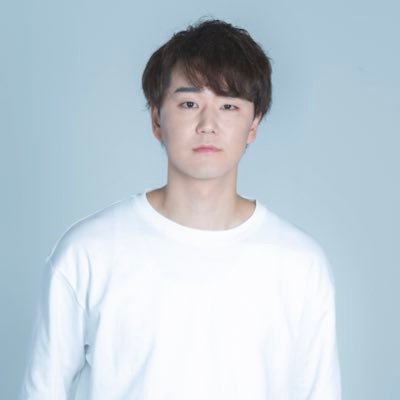 大阪出身/大阪芸術大学卒業/役者/ミュージカル/#ルーザーヴィル / #音楽劇ダ・ポンテ/#キャメロット スウィング/#スウィーニートッド/#モーツァルト/#昭和元禄落語心中/#モーリーコン/next→10月〜 #エリザベート