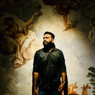 Proud Bhartiya! Kshatriya! Blessed Tall Bearded Giant! Family 1st! Reader, Writer,  Pro Swimmer. Lives 4 great music & witty company. Rest comes with Privilege!