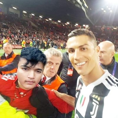 anesghh07's profile picture. 