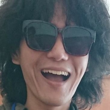 元芸人|元タートルズの亀石優|元相方の亀梨粕也とはお笑い観の違いによって喧嘩して解散しました。|現マルチタレント|Webマーケター|Amazonアソシエイト参加中|トレーダー亀石優の情報発信はこちら→(@KameishiU)|占いはこちら→(@KameishiV)|お仕事の依頼はDMまで