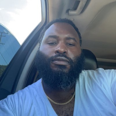 HEADSHOCK1906's profile picture. ΑΦΑ 1HZSP08 Bearded Big Belly Rude Boy. The Snack Plug. #RavensNation #BeardGang Ecclesiastes 3:1-8.